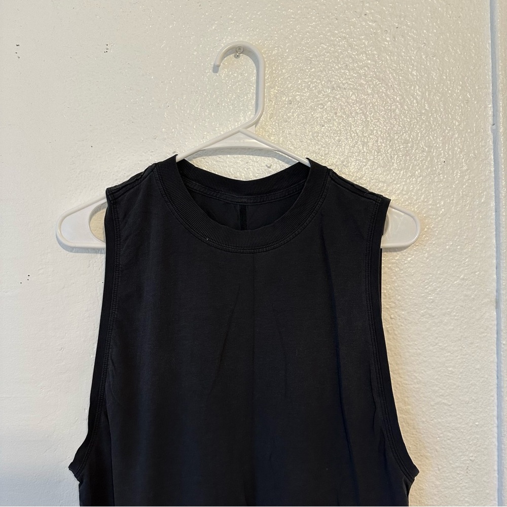 Lululemon Tank - Picture 3 of 6